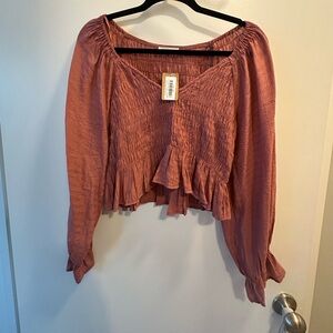 Vestique NWT smocked long sleeve shirt